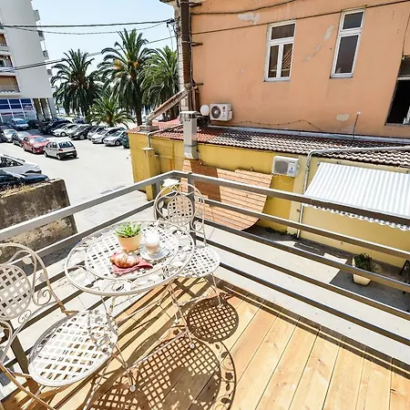 Guest house Urban Design