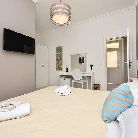 Guest house Urban Design